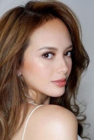 Ellen Adarna