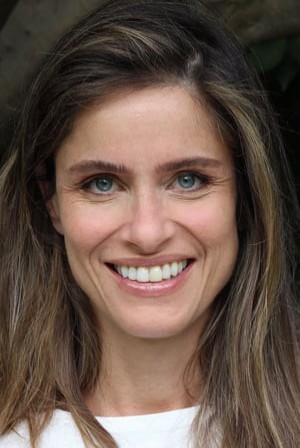 Amanda Peet