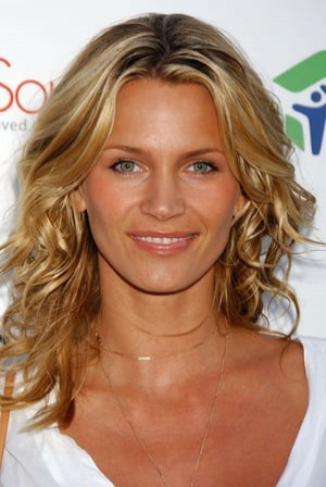 Natasha Henstridge