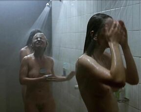 Daniela Schulz, Emily Cox and Stephanie Schonfeld Completely Nude Showering from Polizeiruf 110 Zapfenstreich!