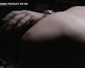 Nude in Sang Froid HDTV 720p!