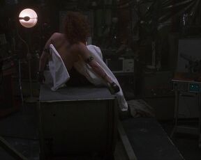 Sideboob in Johnny Mnemonic HDTV 1080p!