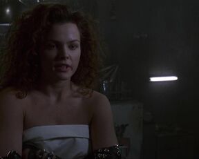 Sideboob in Johnny Mnemonic HDTV 1080p!