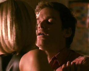 Topless on Dexter s06e01!