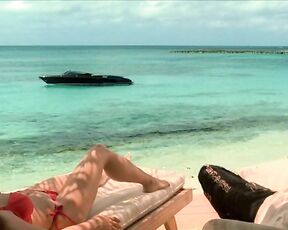 Skimpy in After The Sunset BluRay 720p!