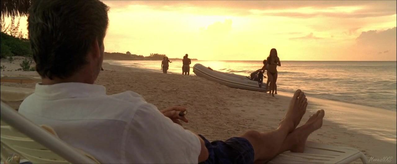 Skimpy in After The Sunset BluRay 720p!