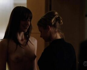 Topless getting crotch touched on Homeland s01e02 HiDef 720p!