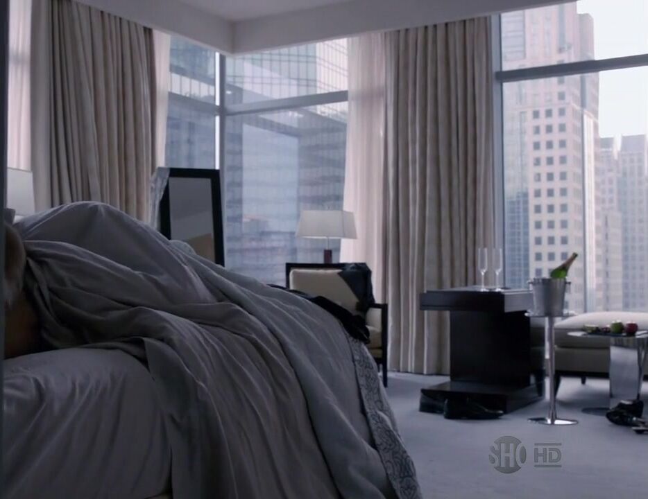 Nude in bed on Homeland s01e03 HiDef 720p!