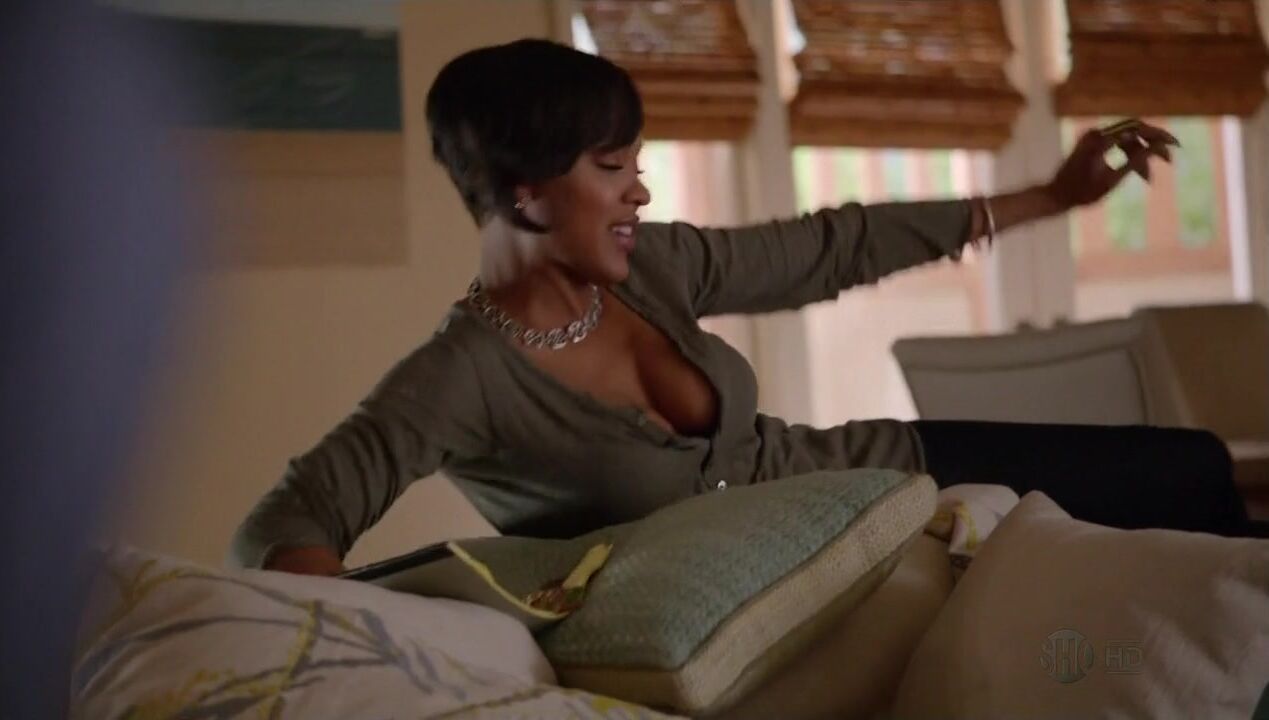 in Bra on Californication s05e06 HiDef 720p!