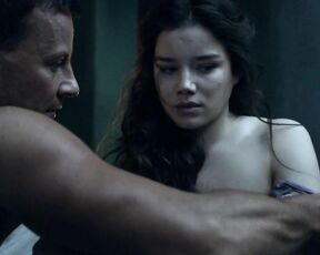 Nude on Spartacus s02e09 HiDef 720p!