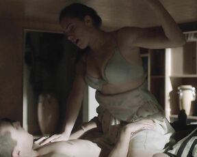 in Bra on Girls s01e05 HiDef 720p!