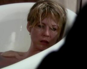 Topless in bathtub on Damages s05e01 HiDef 720p!