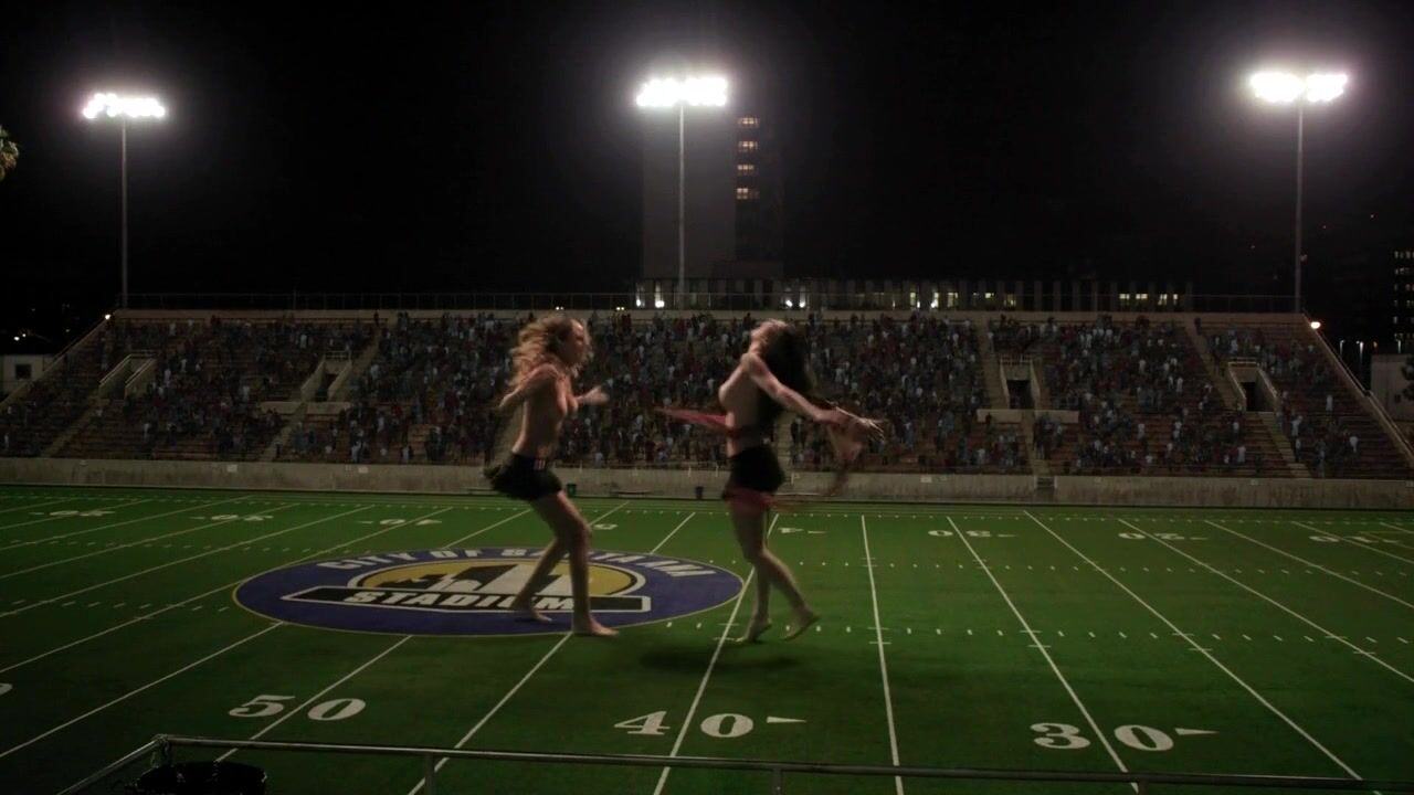 Jena Sims, Olivia Alexander and Anne McDaniels Topless in Attack of the 50ft Cheerleader HiDef 720p!