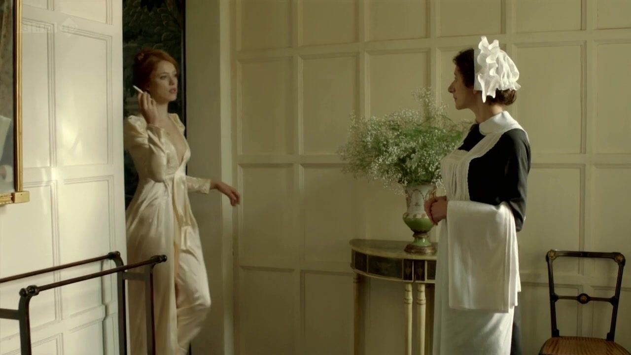 Topless in Parades End s01e02 HiDef 720p!