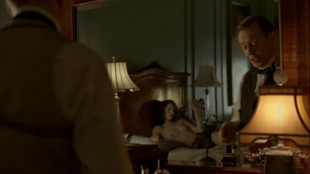 Topless on Boardwalk Empire s03e01 HiDef 720p!