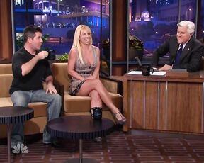 Cleavage and Leggy on the Tonight Show HiDef 720p!