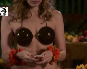 in coconut Bra in Wedding Band s01e03!