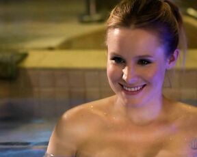 Christine Nguyen, Kristen Bell, Yasmin Yeganeh, Tiffany T. Tynes and Halszka Kuza Nude on House of Lies s02e03 HiDef 720p!