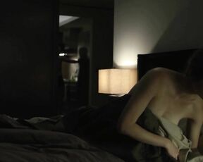 Nude on House of Cards s01e01!