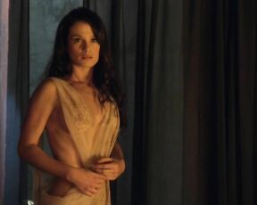 Completely Nude on Spartacus s03e03 HiDef 720p!