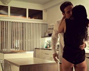 Nude on Orphan Black s01e01 HiDef 1080p!