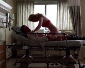 Ass and in Bra on Nurse Jackie s05e01 HiDef 720p!