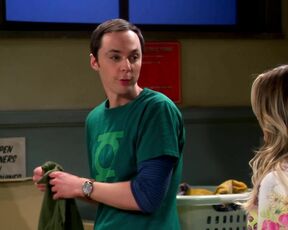 in Bra on The Big Bang Theory s07e11!