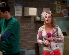 in Bra on The Big Bang Theory s07e11!