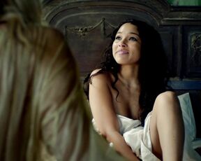 Hannah New and Jessica Parker Kennedy Nude on Black Sails s01e02!