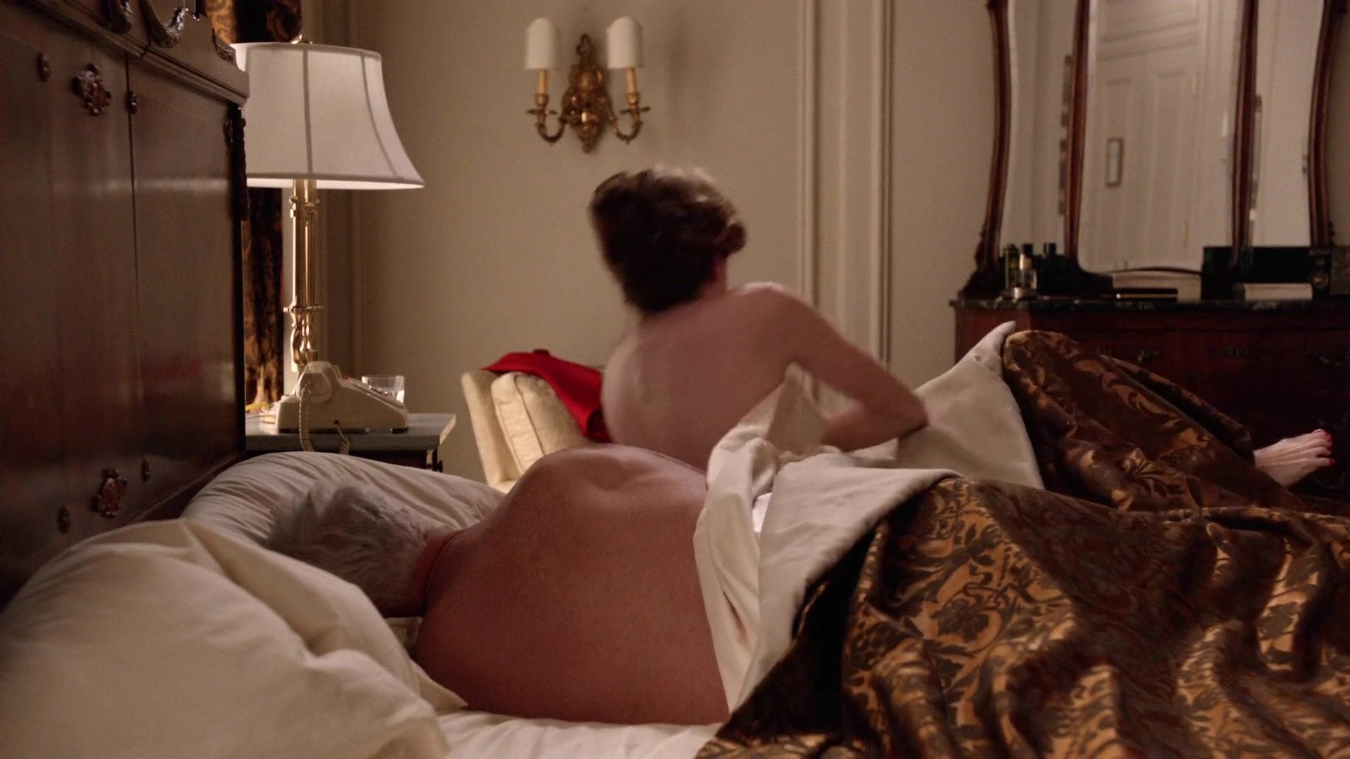 Side Boob and in Undies on Mad Men s06e06 HiDef 1080p!