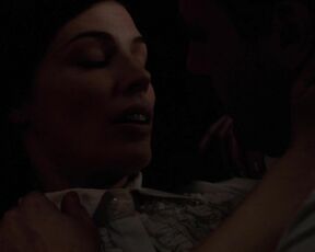 Side Boob on Mad Men s07e01 HiDef 1080p!