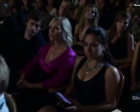Cleavage on 90210 s01e05!