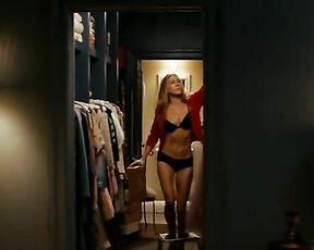 in Underwear in Sex And The City Movie!