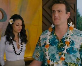 Kristen Bell and Mila Kunis Having Sex and in Bikini in Forgetting Sarah Marshall!