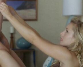 Kristen Bell and Mila Kunis Having Sex and in Bikini in Forgetting Sarah Marshall!