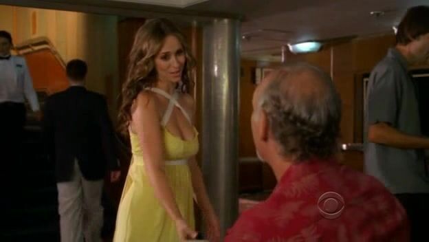 Cleavage and Bare Back from S4E4 of Ghost Whisperer!