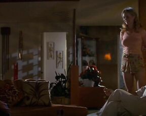 Nude scenes in Boogie Nights HD!