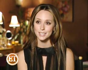 in Bra and more on Ghost Whisperer S04E09 and Talks to ET About Her Engagement on the set of Ghost Whisperer!