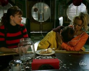 Kristin Chenoweth and Anna Friel Cleavage in Pushing Daisies!