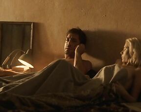 Scarlett Johansson nice skin and kissing Penelope Cruz in Vicky Cristina Barcelona!