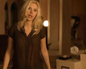 Scarlett Johansson nice skin and kissing Penelope Cruz in Vicky Cristina Barcelona!