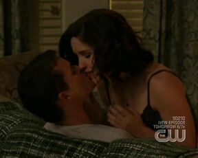 Cleavage on One Tree Hill s06e15 720p!