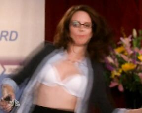 Rips Open Her Shirt While Doing A Little Dance on 30 Rock!