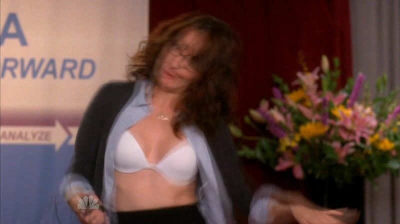 Rips Open Her Shirt While Doing A Little Dance on 30 Rock!