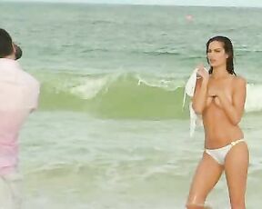 Video Previews of Sports Illustrated Swimsuit 2009!