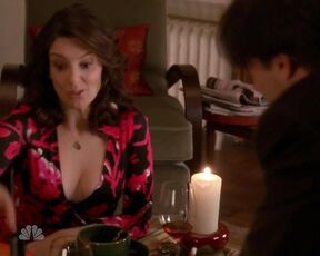 Cleavage on 30 Rock!