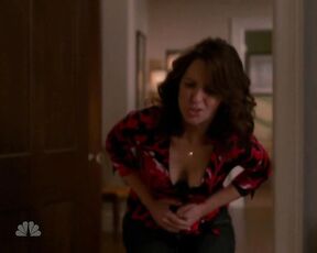 Cleavage on 30 Rock!