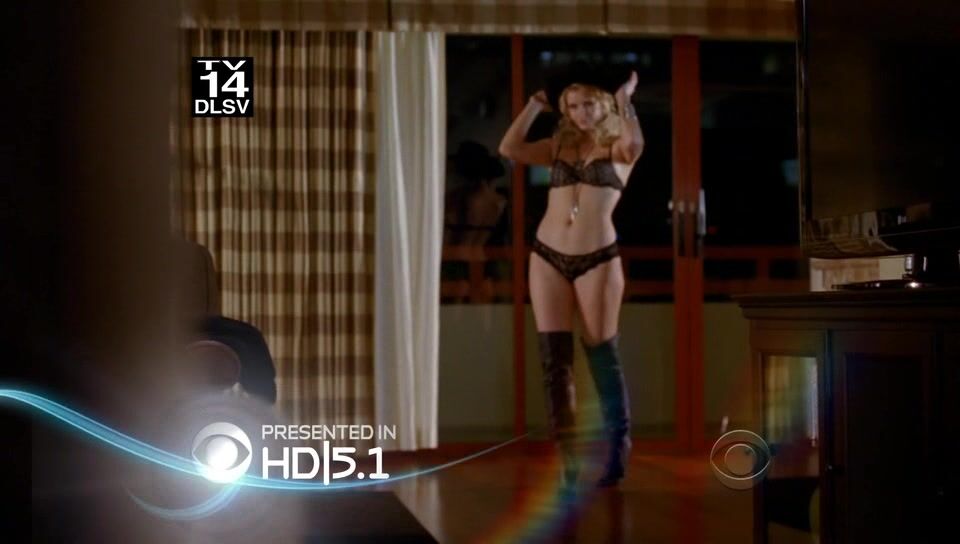 in Underwear on Criminal Minds S4e16!