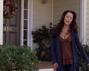 in Bra and her Topless body double on Eastbound and Down s01e06 720p!