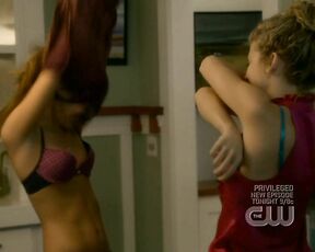 in Underwear on 90210 S1e9!